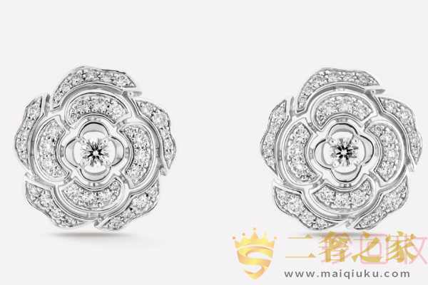 香奈儿BOUTON DE CAMÉLIA系列耳环
