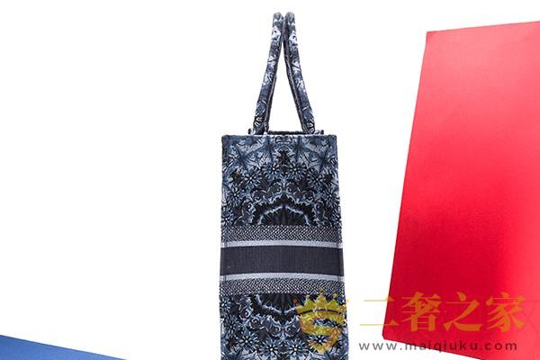 名包回收打几折是根据品牌来决定的吗