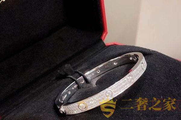 卖二手奢侈品店有回收服务吗