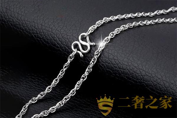 银项链变黑了怎么清洗 试试这个清洗小妙招
