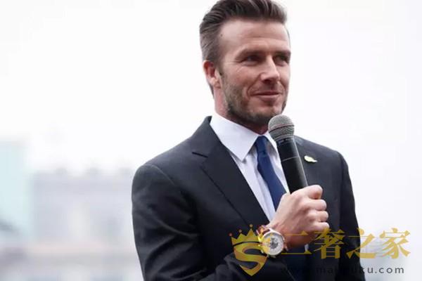 贝克汉姆右手佩戴手表图