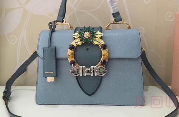 miumiu二手包包回收价可超越六折吗